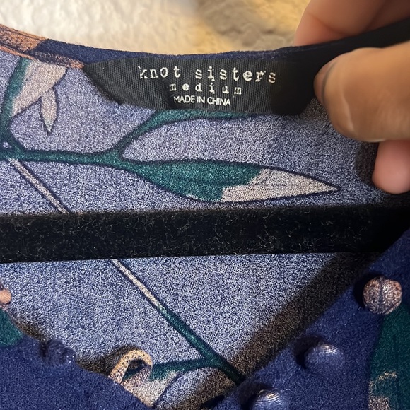 Knot Sisters Langley dress, size medium. - Picture 3 of 12